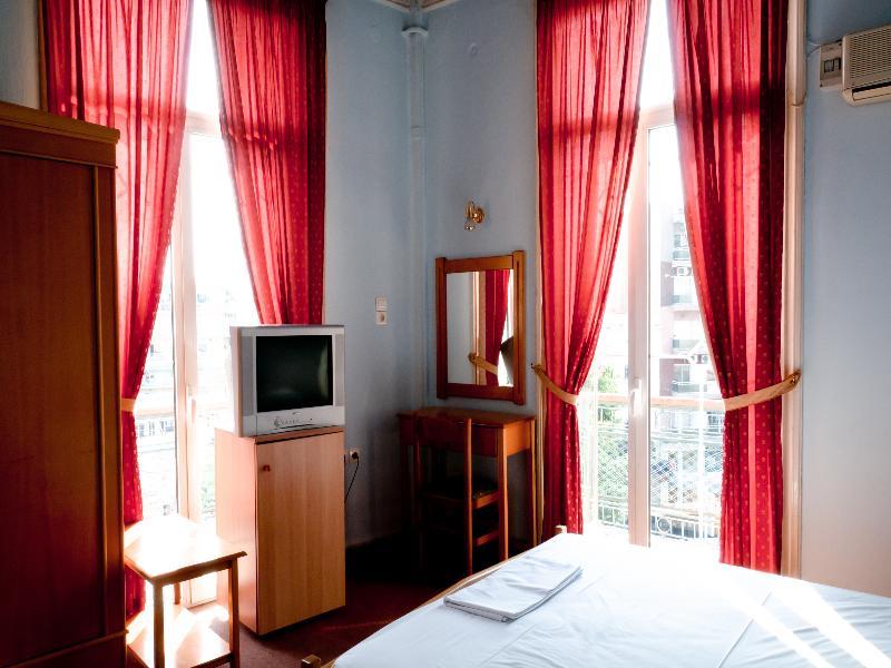 Metropolis Hotel Serres Buitenkant foto