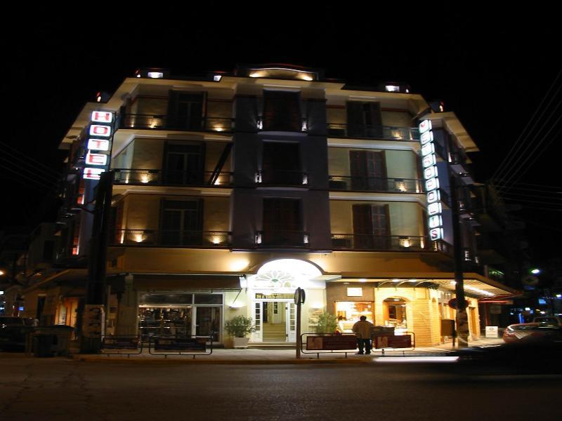 Metropolis Hotel Serres Buitenkant foto